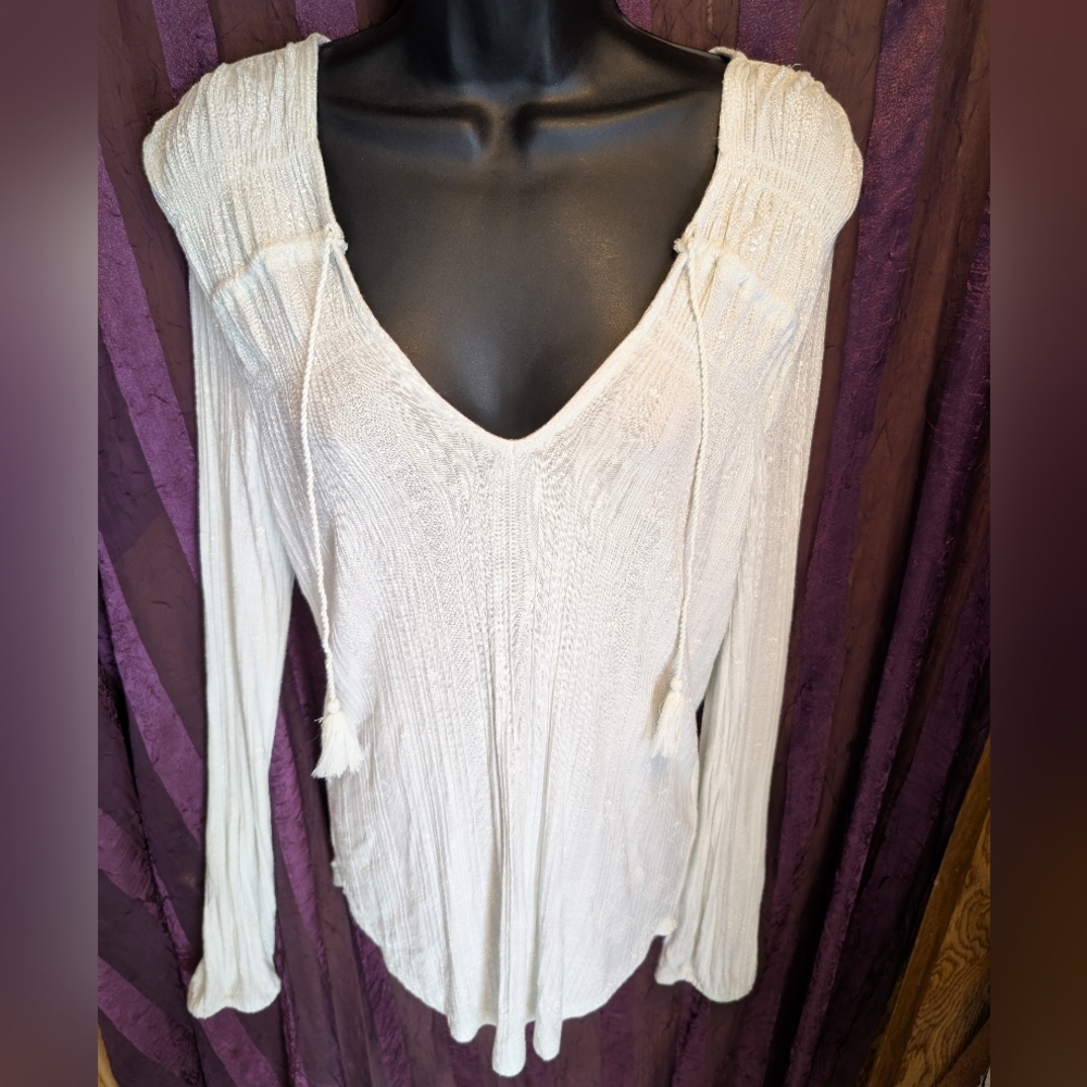 Lucky Brand Cream Long Sleeve Top